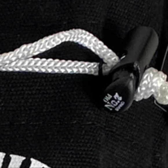 NWT Jack Daniels Cinch Sack Bottle Holder Music Series Drum Kit & 2 Glasses - Picture 3 of 16